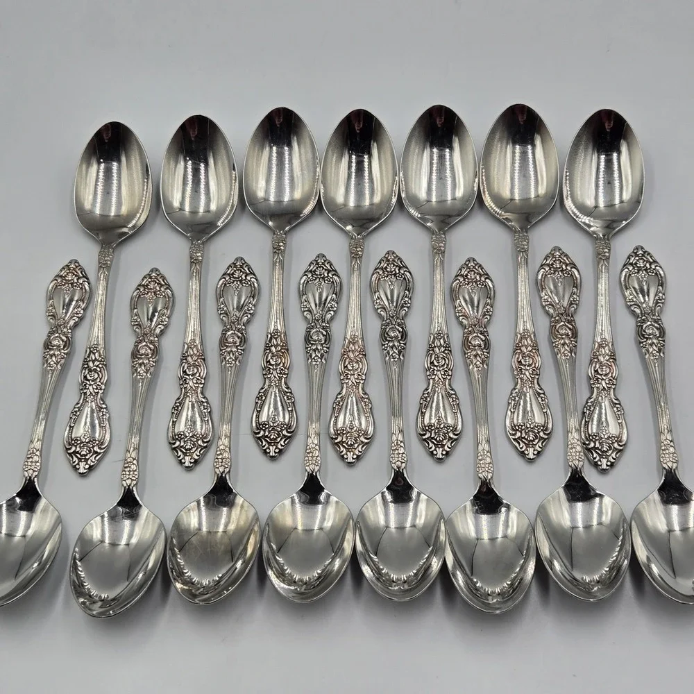 Oneida 15 spoons